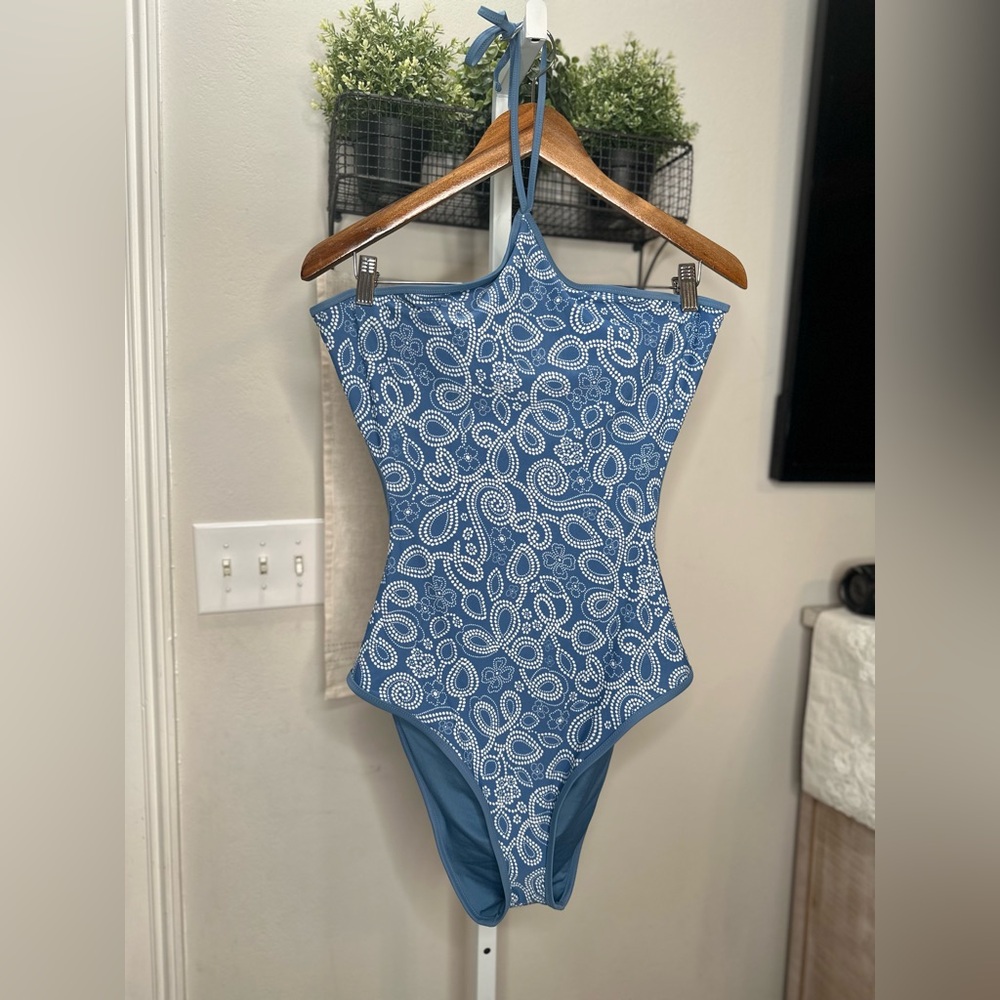 Women’s Aerie One Piece Swimsuit - Size XL (Stunning Blue)
